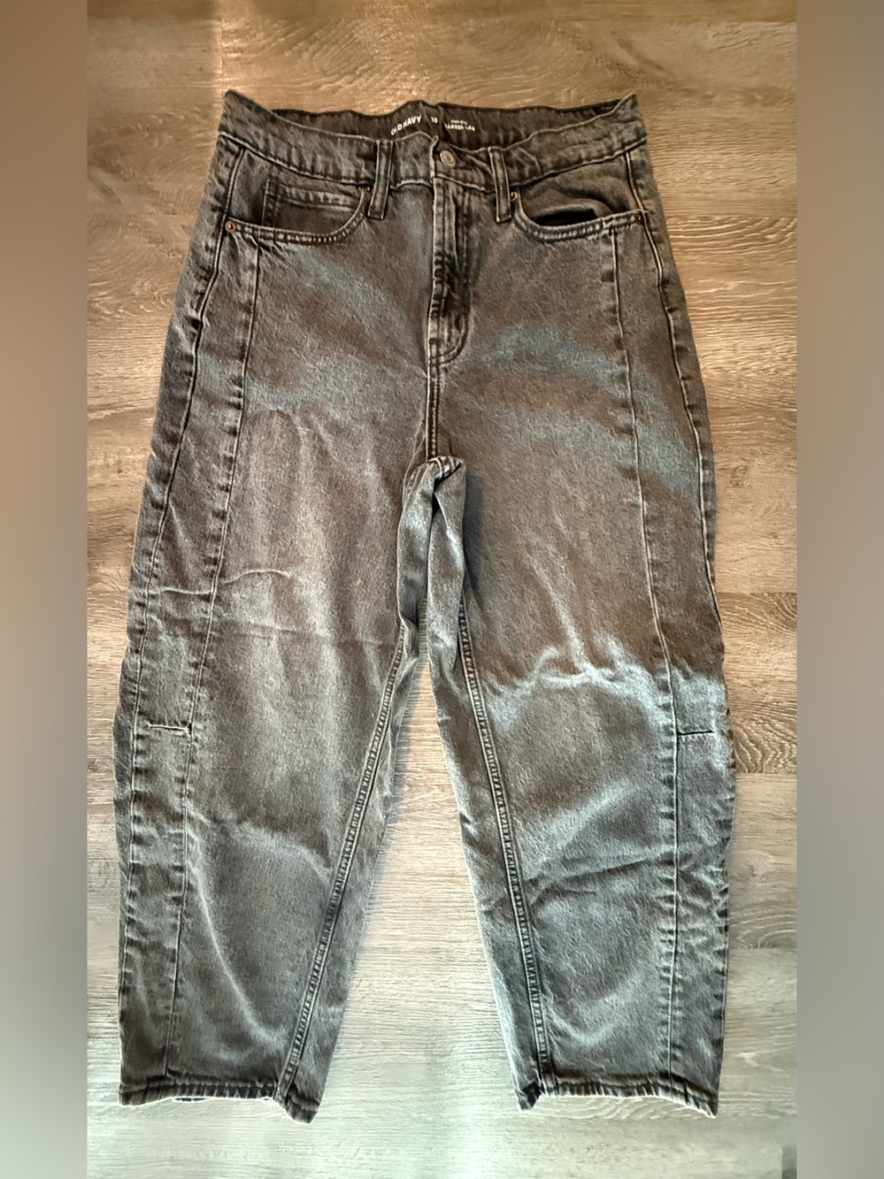 Old Navy Washed Charcoal Straight-Leg Jeans